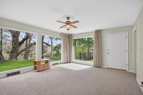 Living - 400 Outer Ct, Tecumseh, MI 49286 photo 12 of 13