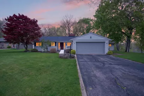 Exterior - 400 Outer Ct, Tecumseh, MI 49286 photo 2 of 9