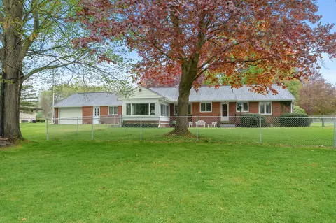 Exterior - 10320 Douglas Ave, Plainwell, MI 49080 photo 10 of 11