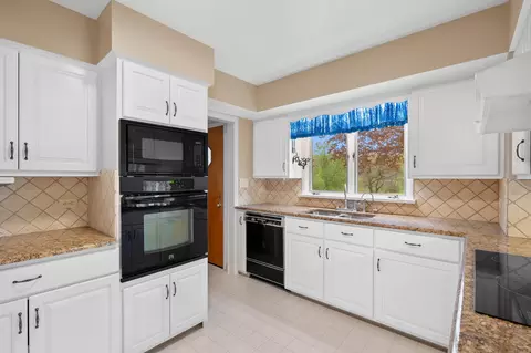 Kitchen - 10320 Douglas Ave, Plainwell, MI 49080 photo 2 of 6