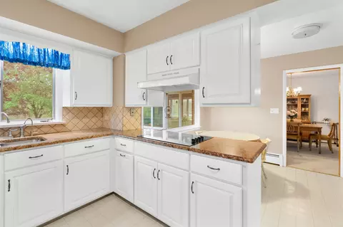 Kitchen - 10320 Douglas Ave, Plainwell, MI 49080 photo 4 of 6