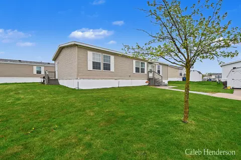 1131 Glasgow Ave, Wayland, MI 49348