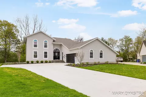 2848 Belleglade Ct SE, Grand Rapids, MI 49546