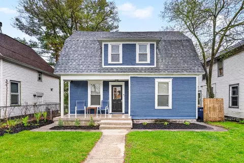 842 Hall St SE, Grand Rapids, MI 49507