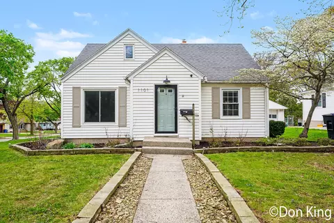 1101 Maybelle St NE, Grand Rapids, MI 49503