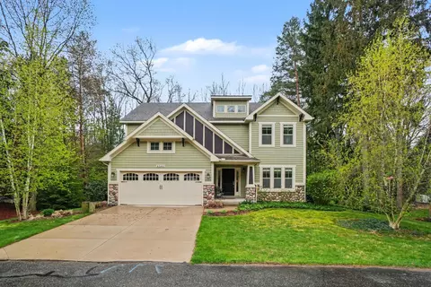 6560 Sanctuary Trl, Saugatuck, MI 49453