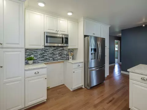 Kitchen - 225 Clinton St, Mendon, MI 49072 photo 4 of 4