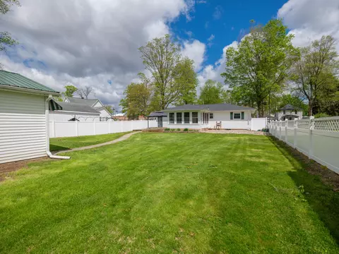 Exterior - 225 Clinton St, Mendon, MI 49072 photo 9 of 10