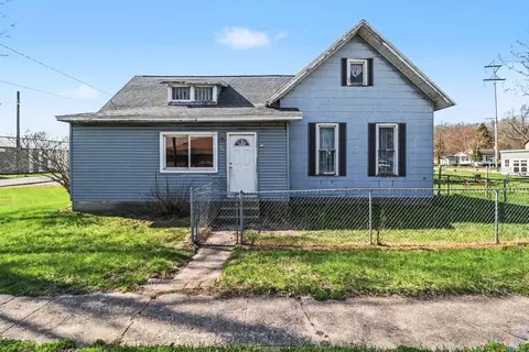 693 Mee St, Manistee, MI 49660