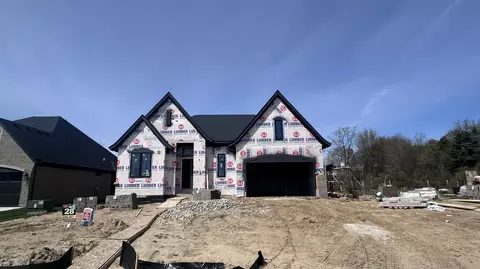 57363 Meadowridge Dr, Washington, MI 48094
