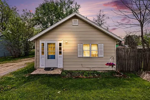 232 Sorin St, Niles, MI 49120
