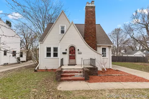 2447 Avon Ave SW, Wyoming, MI 49519