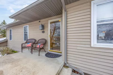 Exterior - 602 Oak Street St, Big Rapids, MI 49307 photo 7 of 9