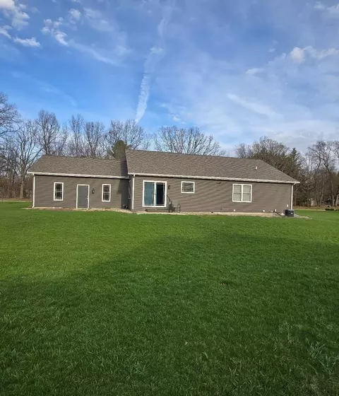 Exterior - 1000 Eley St, Otsego, MI 49078 photo 8 of 14