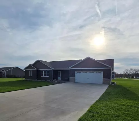 Exterior - 1000 Eley St, Otsego, MI 49078 photo 4 of 14