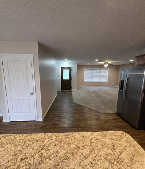 Entry Way - 1000 Eley St, Otsego, MI 49078 photo 2 of 5