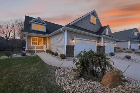 4022 Stoneridge Dr, Jackson, MI 49203