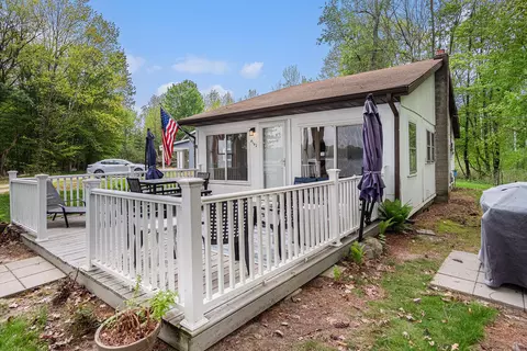 4142 Fogeson Dr, Coral, MI 49322