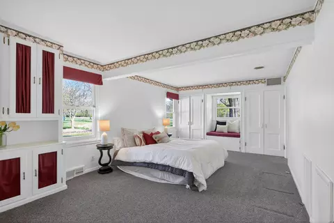 Bedroom - 1616 Cascade Ct, Jackson, MI 49203 photo 1 of 5