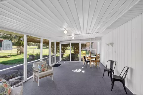 Exterior - 1616 Cascade Ct, Jackson, MI 49203 photo 3 of 11