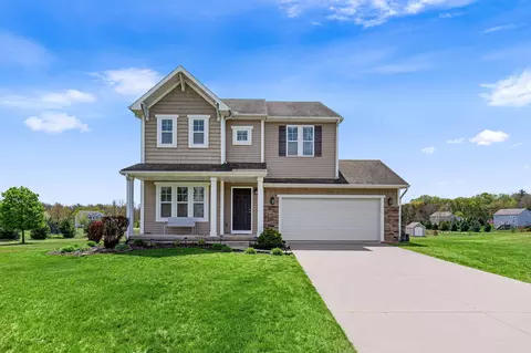 8534 E Barber Ridge Dr, Alto, MI 49302