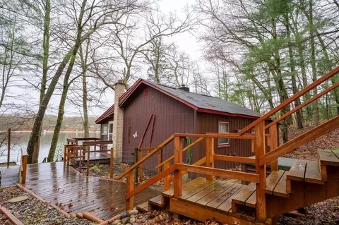 Exterior - 9572 S Oxeye Ave, Baldwin, MI 49304 photo 4 of 19