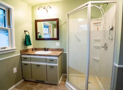 Bath - 9572 S Oxeye Ave, Baldwin, MI 49304 photo 1 of 2