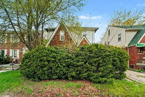 16247 Washburn St, Detroit, MI 48221