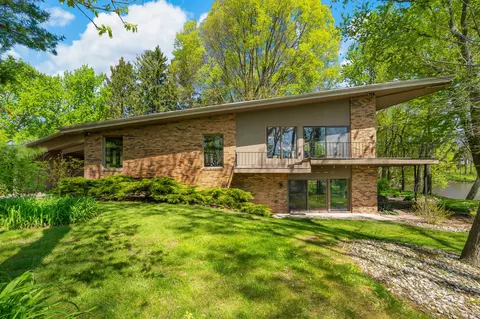 2135 Derfla Dr, St. Joseph, MI 49085