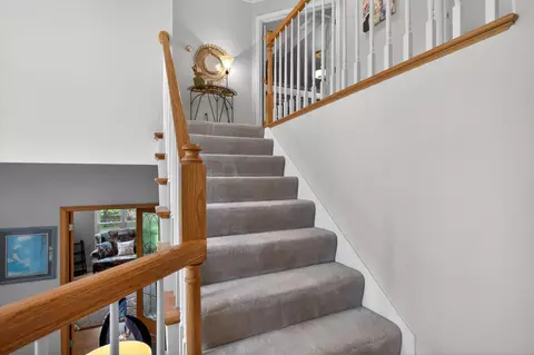 Entry Way - 4809 Stonewood Dr, Jackson, MI 49201 photo 8 of 8