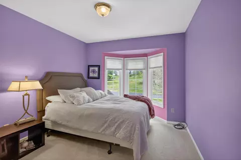 Bedroom - 4809 Stonewood Dr, Jackson, MI 49201 photo 8 of 9