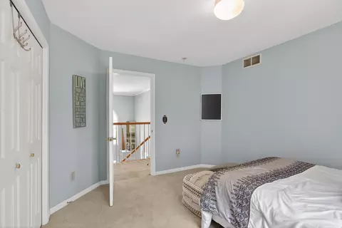 Bedroom - 4809 Stonewood Dr, Jackson, MI 49201 photo 5 of 9