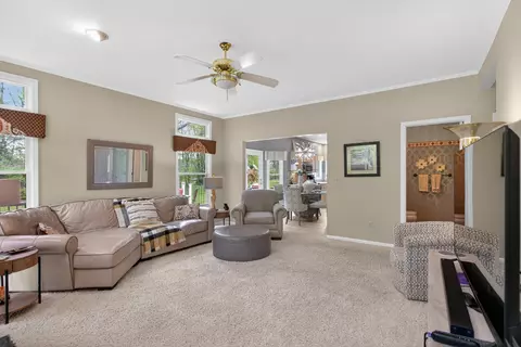 Living - 4809 Stonewood Dr, Jackson, MI 49201 photo 6 of 6