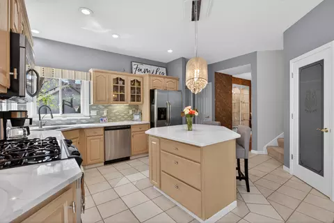 Kitchen - 4809 Stonewood Dr, Jackson, MI 49201 photo 2 of 7