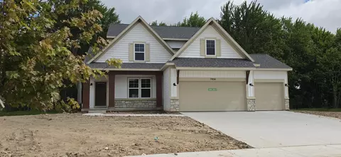 7904 Loralyn Ct SW #32, Caledonia, MI 49316