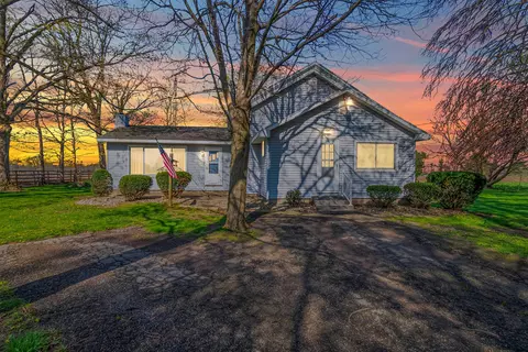 650 Boone Rd, Quincy, MI 49082