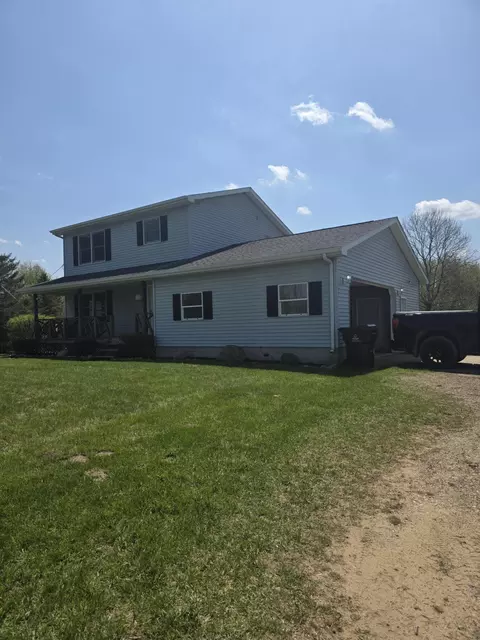 1627 W Barnes Rd, Leslie, MI 49251