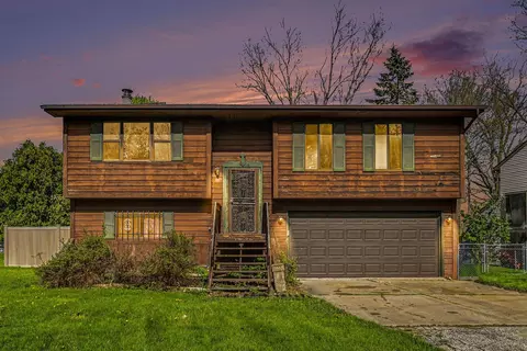 6002 Bishop Rd, Lansing, MI 48911