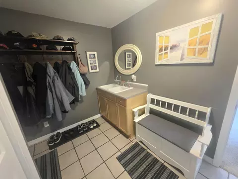 Entry Way - 515 E General St, Sheridan, MI 48884 photo 1 of 1