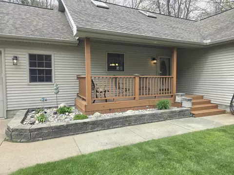 Exterior - 515 E General St, Sheridan, MI 48884 photo 3 of 5