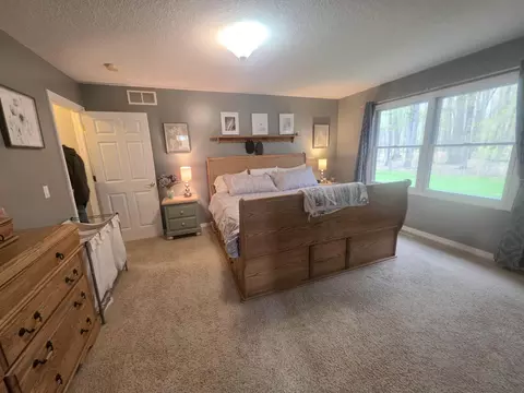 Bedroom - 515 E General St, Sheridan, MI 48884 photo 2 of 3