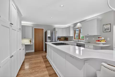 Kitchen - 4530 Eagle Dr, Jackson, MI 49201 photo 2 of 7