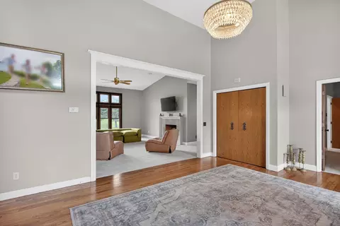 Entry Way - 4530 Eagle Dr, Jackson, MI 49201 photo 2 of 5