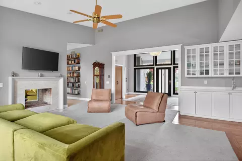 Living - 4530 Eagle Dr, Jackson, MI 49201 photo 5 of 5