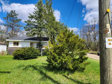 Exterior - 1260 W Baldwin Rd, Baldwin, MI 49304 photo 2 of 3