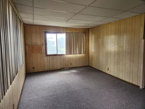 Living - 1260 W Baldwin Rd, Baldwin, MI 49304 photo 2 of 2