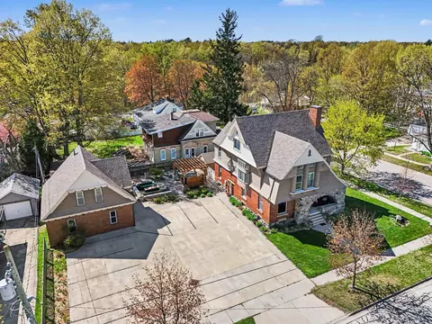 303 S Courtland St, Hart, MI 49420