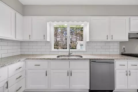 Kitchen - 1114 Chapel Rd, Parma, MI 49269 photo 1 of 3