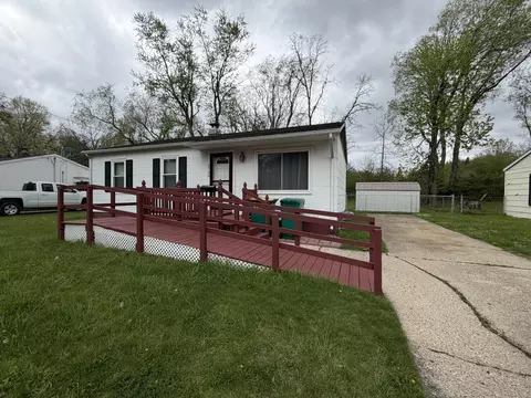 5736 Roanoke St, Portage, MI 49024