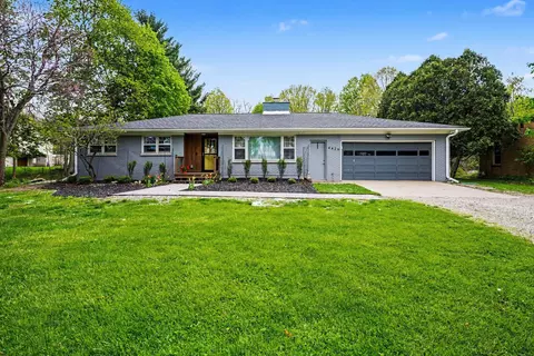 4429 Grand Prairie Rd, Kalamazoo, MI 49006